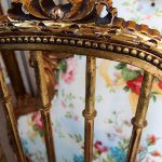 vecchio, antico, antica, antichita, antichità, antiques, ancient, mobile, mobili, credenza, armadio, libreria, tavolo, sedia, poltrona, cassettiera, scrivania, settimino, restauro, restaurato, restaurata, epoca, carlo x, secretaire, luigi filippo, biedermeier, impero, stile impero, cornice antica, specchiera, scrittoio, divano, intarsiato, comodino, comodini, napoleone III, orologio, lampadario, quadro, quadri, dipinto, dipinti, ribalta, meuble de metier, serrandina, ministeriale, farmacia, farmacista, shabby, dacapatura, laccato, vetrina, vetrinetta, etagere, banquette, panchetta, toyle de jouy, specchiera, poltroncina, letto, juke box, alzata, alzatina, lampada, candeliere, argento, servizio, servizi, porcellana, porcellane, inglese, inglesi, francia, francese, royal albert, zuppiera, teiera, tazza, tazzina, piatto, piatti, natale, regalo, brocca, brocche, biscottiera, lista nozze, vintage, bisto england, royal worcester, burriera, regina vittoria, idea regalo, idee regalo, richard, vittoriana, scatola, scatole, collezione, casa, arredo, interni, chic, salone, sala, cucina, country, originale, fatto a mano, orologio, orologi, oggetto, oggetti, alzata, alzatina, ritratto, ritratti, posate, paralume, design