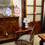 vecchio, antico, antica, antichita, antichità, antiques, ancient, mobile, mobili, credenza, armadio, libreria, tavolo, sedia, poltrona, cassettiera, scrivania, settimino, restauro, restaurato, restaurata, epoca, carlo x, secretaire, luigi filippo, biedermeier, impero, stile impero, cornice antica, specchiera, scrittoio, divano, intarsiato, comodino, comodini, napoleone III, orologio, lampadario, quadro, quadri, dipinto, dipinti, ribalta, meuble de metier, serrandina, ministeriale, farmacia, farmacista, shabby, dacapatura, laccato, vetrina, vetrinetta, etagere, banquette, panchetta, toyle de jouy, specchiera, poltroncina, letto, juke box, alzata, alzatina, lampada, candeliere, argento, servizio, servizi, porcellana, porcellane, inglese, inglesi, francia, francese, royal albert, zuppiera, teiera, tazza, tazzina, piatto, piatti, natale, regalo, brocca, brocche, biscottiera, lista nozze, vintage, bisto england, royal worcester, burriera, regina vittoria, idea regalo, idee regalo, richard, vittoriana, scatola, scatole, collezione, casa, arredo, interni, chic, salone, sala, cucina, country, originale, fatto a mano, orologio, orologi, oggetto, oggetti, alzata, alzatina, ritratto, ritratti, posate, paralume, design