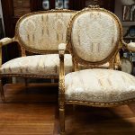 vecchio, antico, antica, antichita, antichità, antiques, ancient, mobile, mobili, credenza, armadio, libreria, tavolo, sedia, poltrona, cassettiera, scrivania, settimino, restauro, restaurato, restaurata, epoca, carlo x, secretaire, luigi filippo, biedermeier, impero, stile impero, cornice antica, specchiera, scrittoio, divano, intarsiato, comodino, comodini, napoleone III, orologio, lampadario, quadro, quadri, dipinto, dipinti, ribalta, meuble de metier, serrandina, ministeriale, farmacia, farmacista, shabby, dacapatura, laccato, vetrina, vetrinetta, etagere, banquette, panchetta, toyle de jouy, specchiera, poltroncina, letto, juke box, alzata, alzatina, lampada, candeliere, argento, servizio, servizi, porcellana, porcellane, inglese, inglesi, francia, francese, royal albert, zuppiera, teiera, tazza, tazzina, piatto, piatti, natale, regalo, brocca, brocche, biscottiera, lista nozze, vintage, bisto england, royal worcester, burriera, regina vittoria, idea regalo, idee regalo, richard, vittoriana, scatola, scatole, collezione, casa, arredo, interni, chic, salone, sala, cucina, country, originale, fatto a mano, orologio, orologi, oggetto, oggetti, alzata, alzatina, ritratto, ritratti, posate, paralume, design